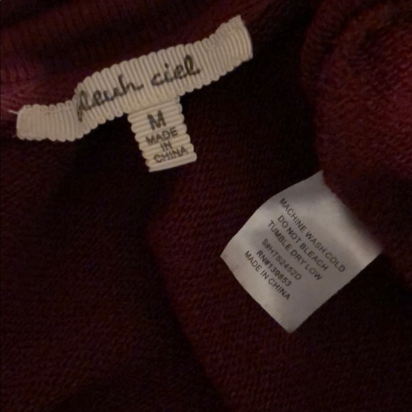 🔴Burgundy Sweatshirt with flounce sleeves Sz M - Picture 6 of 6